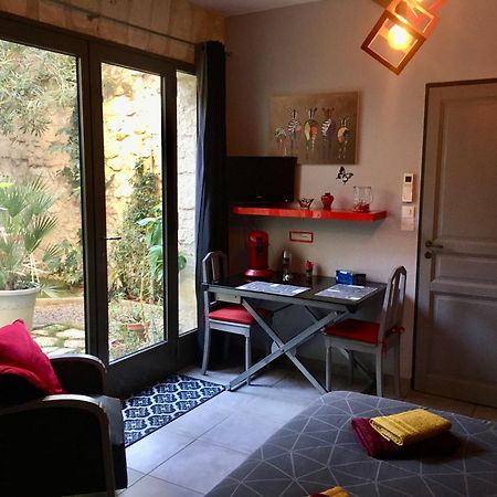 Chambre Sur Jardin Secret - Avignon Centre - Climatisee Εξωτερικό φωτογραφία