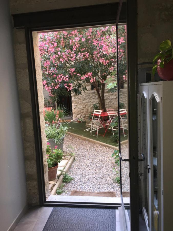 Chambre Sur Jardin Secret - Avignon Centre - Climatisee Εξωτερικό φωτογραφία